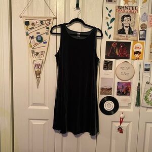 Elegant Velvet Sleeveless Dress